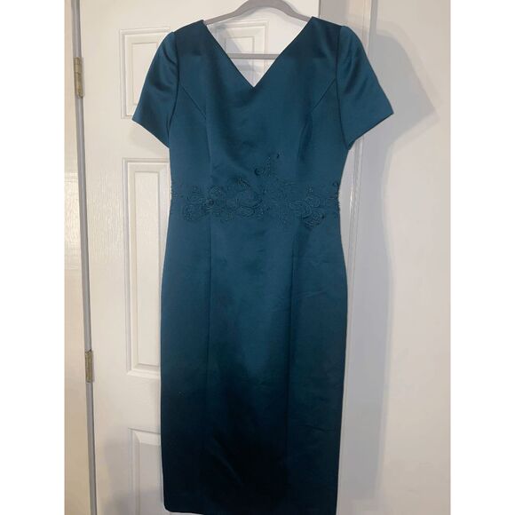 Maggy London Emerald Green Midi Satin Jeweled Detailing Dress, Size 10 - Picture 2 of 13